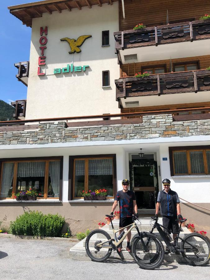 Hotel Adler Saas-Grund Exteriör bild
